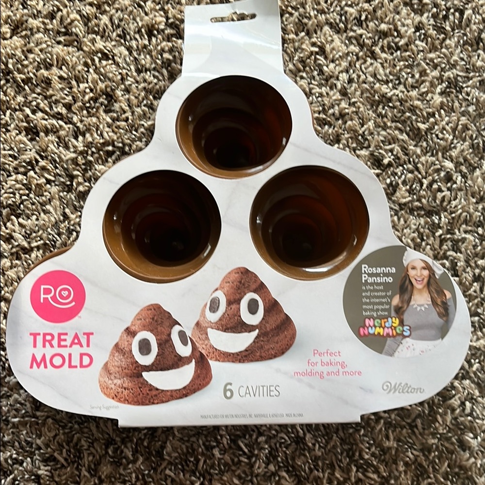Wilton Rosanna Pansino Poop Emoji Treat Mold